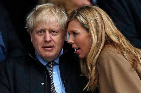 Boris johnson and carrie symonds cast their votes for this year's local elections in london. Boris Johnson está oficialmente divorciado y podrá casarse ...