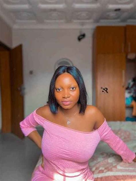Beautiful Lady Sparks Controversy After She Reveals That She Turns 16