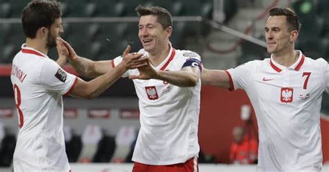 Pronóstico de apuestas polonia vs bosnia ➔ mira cuánto pagan las casas de apuestas, análisis previo al partido, datos estadísticos y opciones para apostar. Pronóstico Polonia vs Islandia - Amistoso Internacional