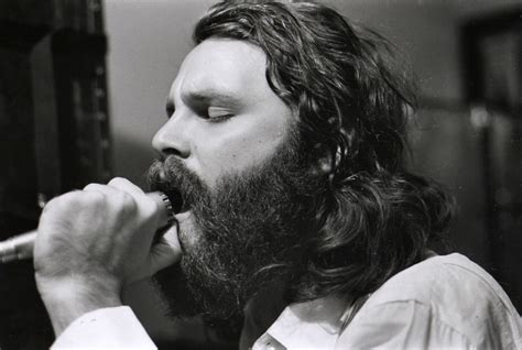 77 Años De Jim Morrison Celebrando El Legado Del Lizard King — Rockandpop