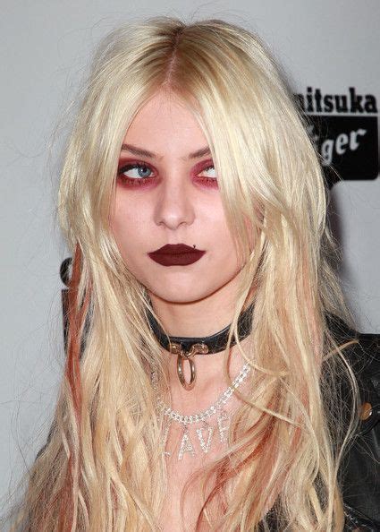 Pin By Stani Masterton On Makeup Taylor Momsen Taylor Momsen Style