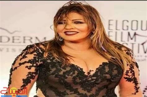 لما أب يتخلي عن مراته وأولاده ويشهر بيهم بعد ما يسرق أرضهم ويرميهم علشان طمعه وأنانيته. لقطات - جريدة الصباح
