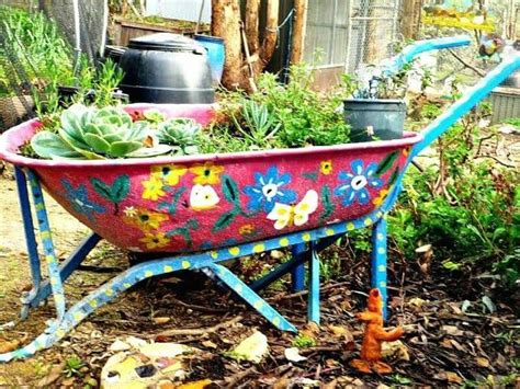 Love This Recycled Wheelbarrow Modern Design Wheelbarrow Garden