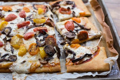 Mushroom Mozzarella And Cherry Tomato Pizza Mushroom Recipes