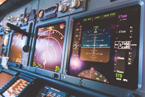 Boeing 737 800 Primary Flight Display And Navigation Display Rairplanes