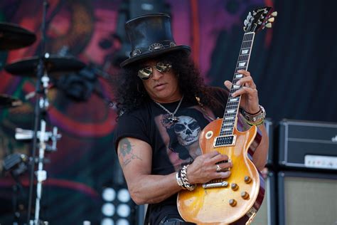 Hard rock aus den usa. Legendary Guns N' Roses guitarist sells mansion with ...