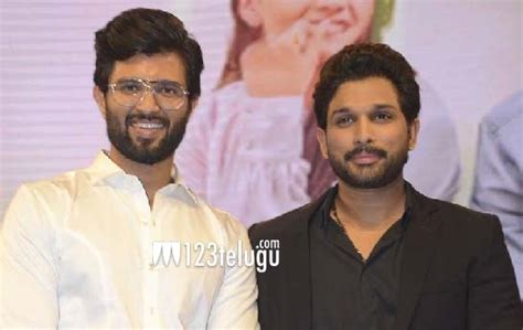 People watch or get attracted to hero's by their dialogue diction, performance and last but not least their dancing skills. Vijay Devarakonda's special gesture for Allu Arjun ...