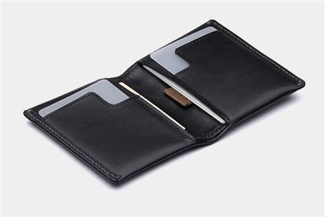A wallet is the one of the few essential accessories that's just as much about function as it is about style. The 18 Best Minimalist Wallets for Men | Top Slim Designs ...