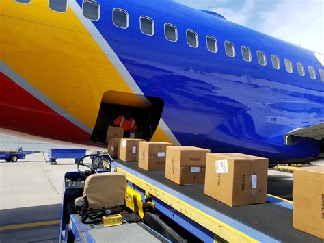 Delta Cargo Pdx Up Close With Southwest Airlines Dallas Cargo