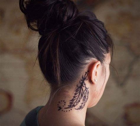 48 Marvellous Neck Tattoo Ideas For Bold And Brave Girls