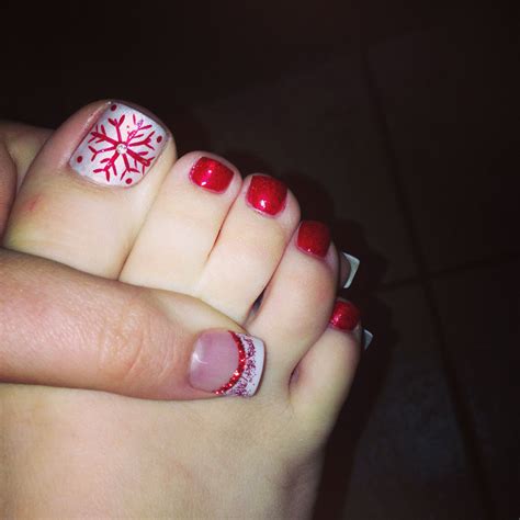 Christmas Nails Christmas Toe Nails Pedicure Nails Toe Nail Art