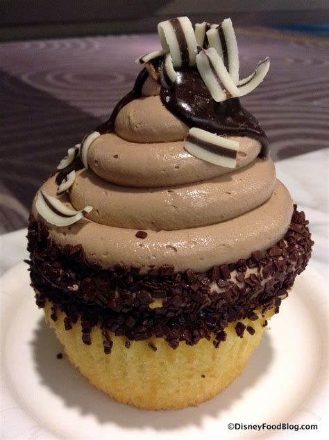 Repeat with all 18 cupcakes. Review: Boston Cream Cupcake at Contempo Cafe in Disney's ...