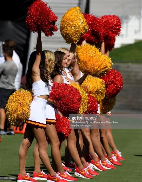 Usc Cheerleaders Perform During The Usc Fall Showcase On The United