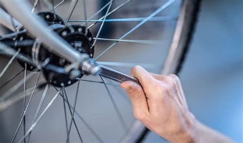 How To Remove Front Wheel Of Bike In 3 Easy Steps