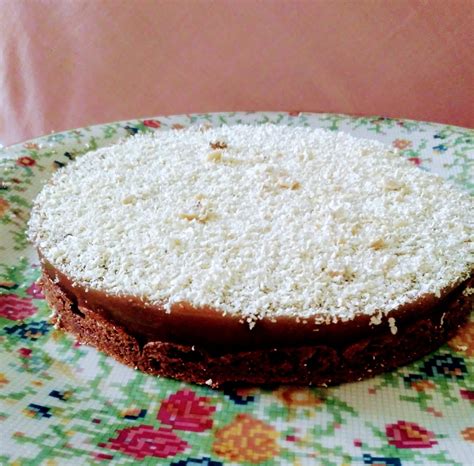 Check spelling or type a new query. Torta ai tre cioccolati, ricetta chetogenica | PronoKal Italia