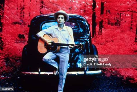 Bob Dylan 1968 Photos And Premium High Res Pictures Getty Images