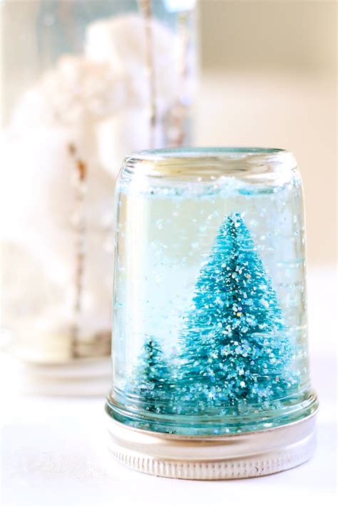10 Awesome Diy Snow Globes For A Magical Winter