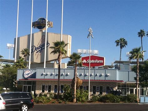 Dodger Stadium, Los Angeles Dodgers, Los Angeles, CA. | Dodger stadium, Baseball stadium, Stadium