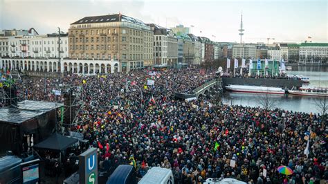 hamburg so viele waren wirklich bei demo gegen rechtsextremismus newszone