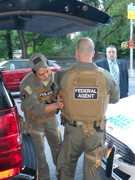 Dss Special Agents Don Their Body Armor During The 2013 United Nations