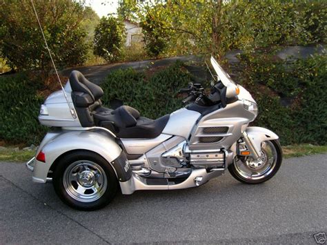 Honda Goldwing 3 Wheel Motorcycle Reviews Prices Ratings With