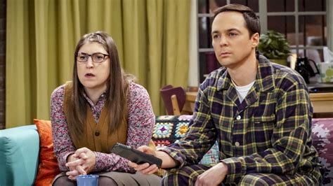 Before She Was Cast In Tbbt Mayim Bialik Didnt Even Know What The