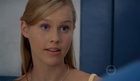 Screen Captures H2o Just Add Water 2x20 The Gracie Code Part 2