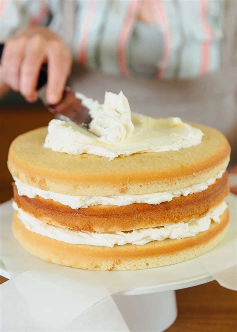 How To Frost And Decorate A Layer Cake Kitchn