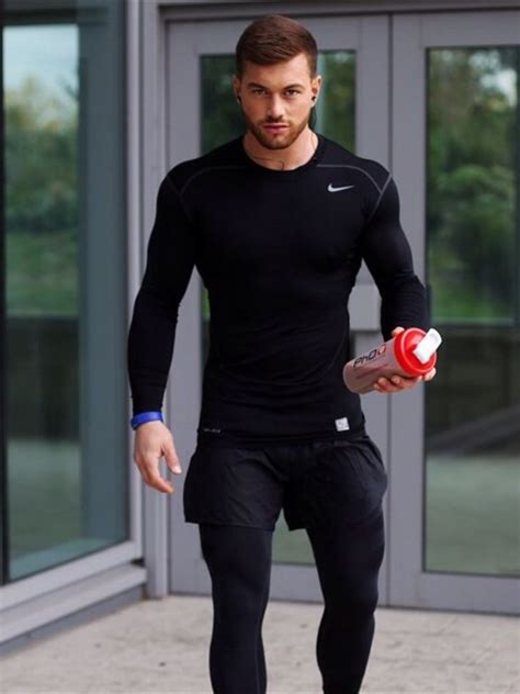 5 Best Gym Outfit For Men Fitnesskleding Sportkleding Herenmode