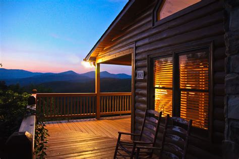 Nightfall At Luxurious Cabin Tasteful Decor Sunset Views Gas Log Fireplace Wi Fi Pool Table
