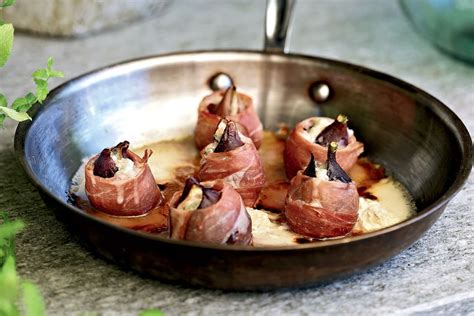Baked Figs In Prosciutto With Gorgonzola Dolce Recipes Au