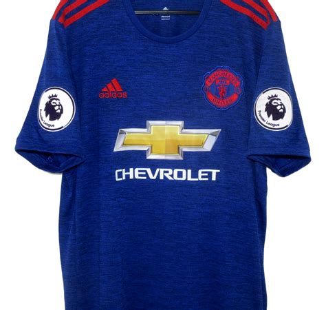 Great quality manchester united top, really pelssed with it, will share seller with friends, order got missed and was in processing for a long time and had to message to find what was happening with it, which delayed reviving my item some. 2016-17 Manchester United Away Shirt Rooney (L) | The Kitman