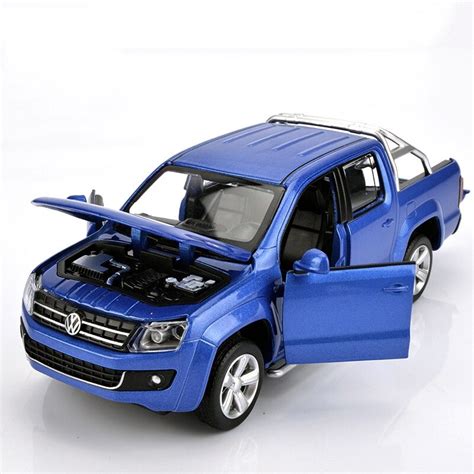 1 30 High Simulation Exquisite Collection Toys Caipo Car Styling Amarok Model Alloy Truck Model