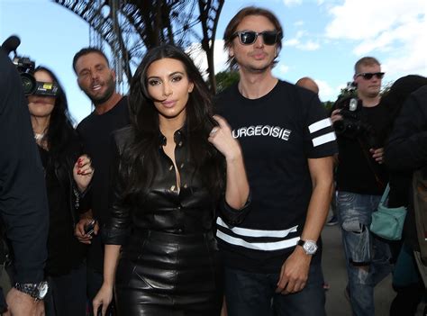 Kim And Bff Jonathan Cheban Visit The Eiffel Tower—watch Now E Online