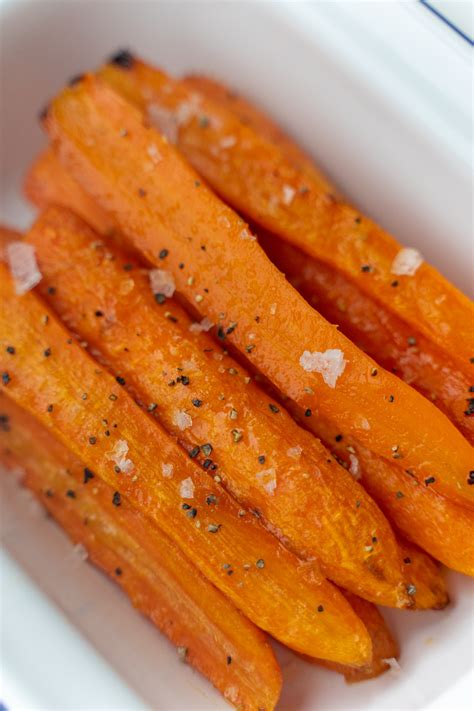 Honey Roasted Carrots Recipe Simple Recipes At Home