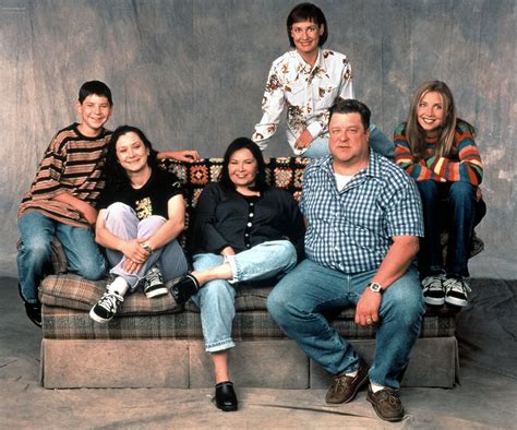 Roseanne | Roseanne tv show, 90s tv shows, Television show