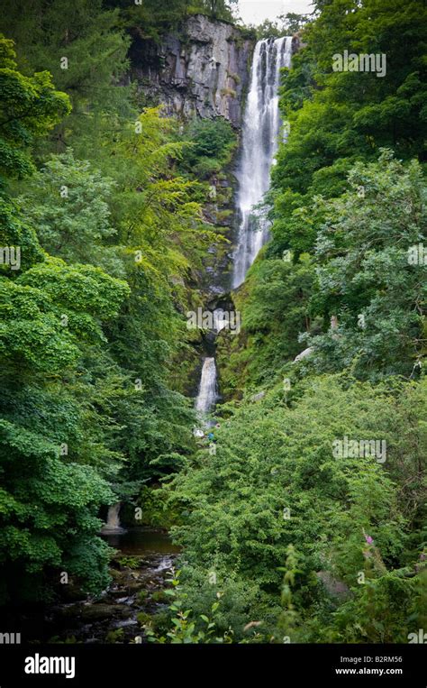 Pistyll Rhaeadr Waterfall The Tallest In Wales Llanrhaeadr Ym Mochnant
