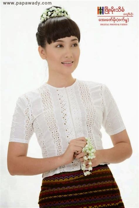 Yu Thandar Tins Amazing Photoshoot In Myanmar Dress