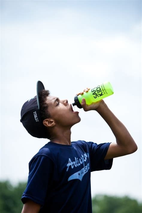 Keeping Your Young Athlete Safe From Dehydration Safe Kids Georgia