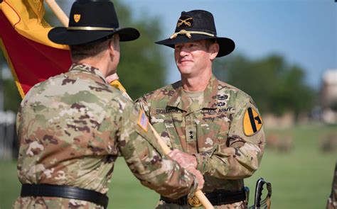 New General Takes Command Of Fort Hoods 1st Cavalry Division After