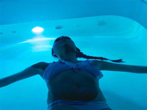 Sensory Deprivation Tank Effects And Health Benefits