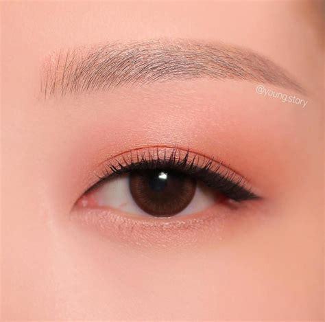 Learn About Winter Makeup Makeupaddiction Makeupandnails Korean Eye