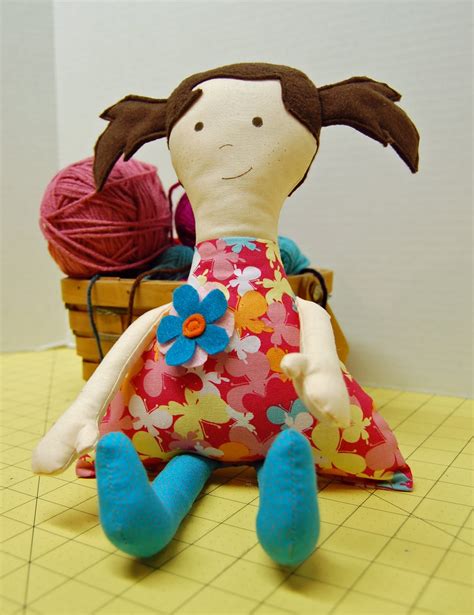 Pin And Paper Quick And Easy Fabric Doll Tutorial