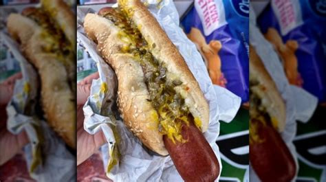 We Finally Know Why Costcos Hot Dogs Are So Delicious
