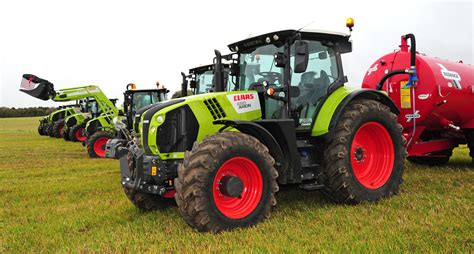 Claas Takes Its Tractors Out To The Front Line Uk