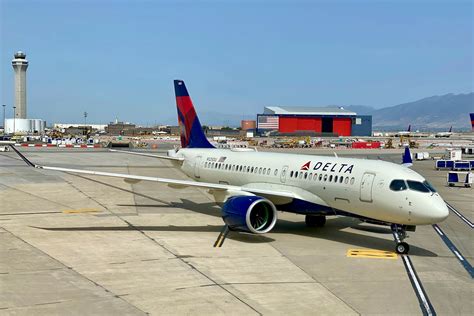 I am thinking about applying for a gold delta sky miles credit card. Delta finally drops its strict 72-hour award cancellation rule