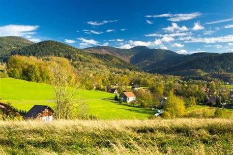 It is not a large country central bohemia is a region in the czech republic. beskydy fotografie - Obrázky.cz | Golf courses, Field ...