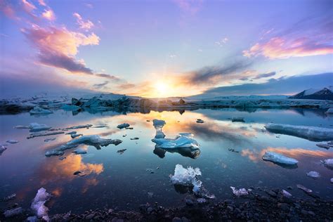 Chasing The Midnight Sun In Iceland Adventure And Landscape