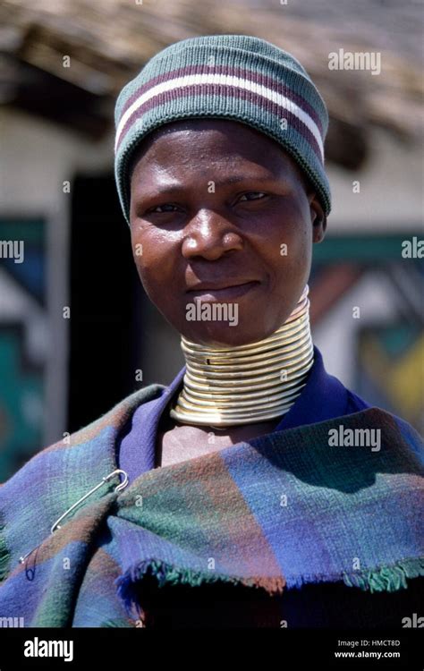 Ndebele Woman Botshabelo South Africa Stockfotos Und Bilder Kaufen Alamy