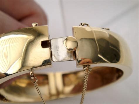 Wide 14k Gold Bangle Bracelet Hinged Solid Heavy Vintage Estate 1960s